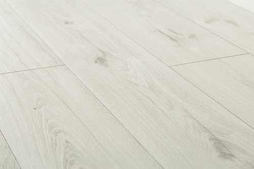 картинка Ламинат Kronopol Aurum Gusto 3482 Malibu Platan магазин  Carpet-Center.ru являющийся официальным дистрибьютором в России