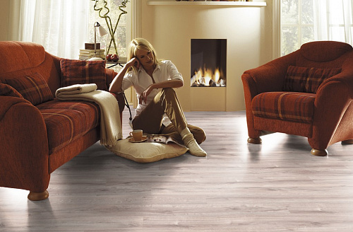  Ламинат Kronopol Platinium Blackpool D4922 Downing Oak от магазина  Carpet-Center.ru