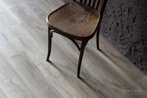 картинка Виниловый ламинат VINILAM GLUE 15783 -EIR Дуб Амберг магазин  Carpet-Center.ru являющийся официальным дистрибьютором в России