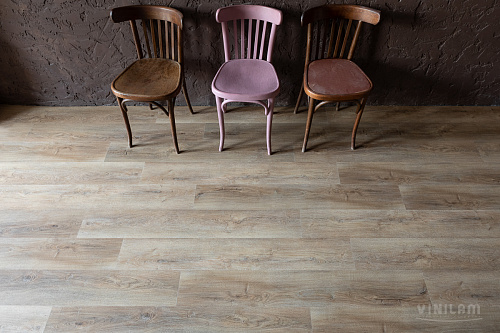  Виниловый ламинат VINILAM GLUE 15783 -EIR Дуб Амберг от магазина  Carpet-Center.ru