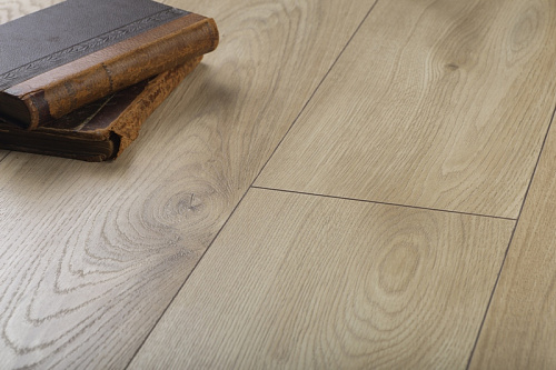 картинка Ламинат влагостойкий Kronopol Aurum Eco Volo Дуб Eagle D4574 магазин  Carpet-Center.ru являющийся официальным дистрибьютором в России