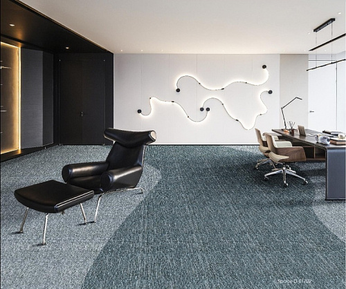 картинка Ковровая плитка InnovFlor Space D 01 магазин  Carpet-Center.ru являющийся официальным дистрибьютором в России