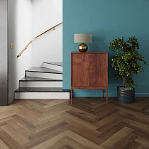 LVT Invictus Maximus Dryback Parquet Highland Oak Chocolate от магазина  Carpet-Center.ru