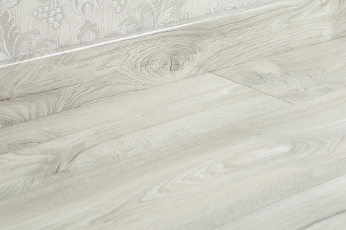 картинка Ламинат Kronopol Aurum Aroma 3946 Lavender Oak магазин  Carpet-Center.ru являющийся официальным дистрибьютором в России