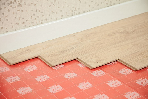картинка Ламинат Kronopol Platinium Cuprum 3325 Verona Oak магазин  Carpet-Center.ru являющийся официальным дистрибьютором в России